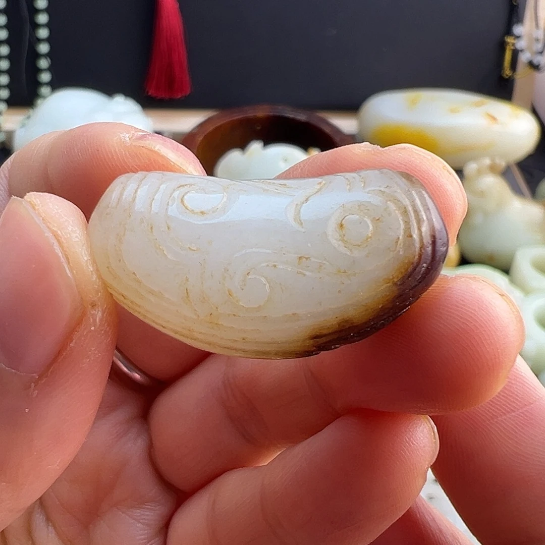 和田玉未镶嵌挂件