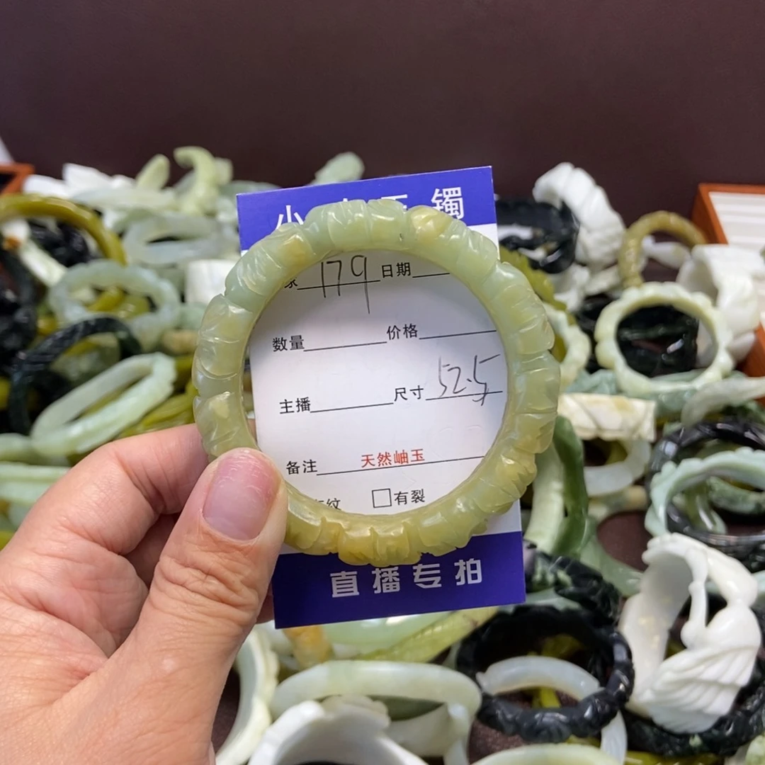 蛇纹石玉手镯未镶嵌你****了