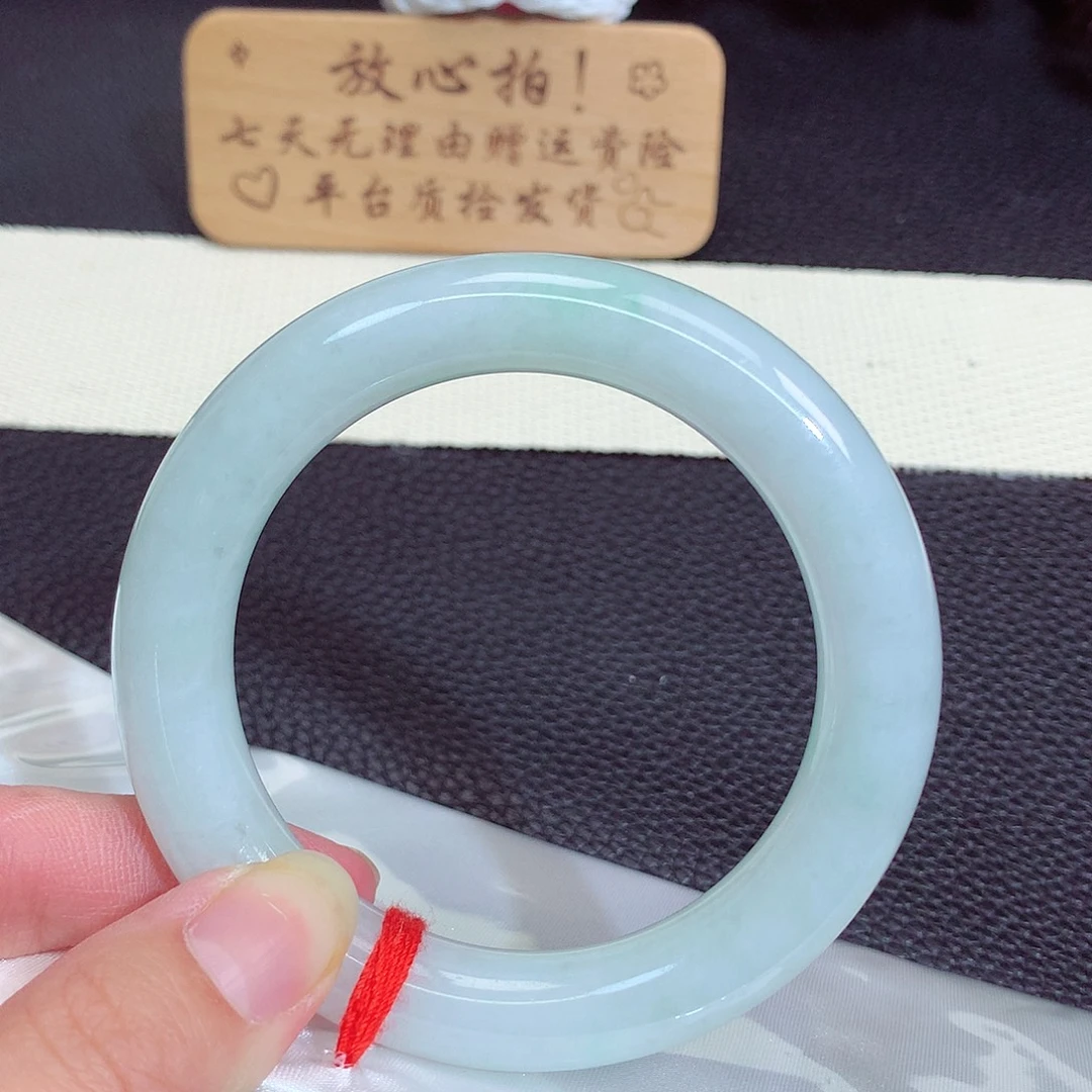 翡翠未镶嵌手镯4010