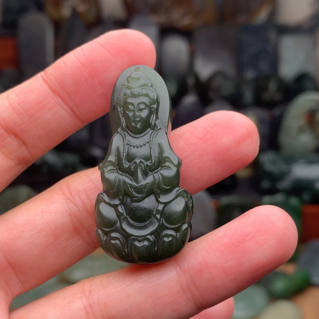 和田玉未镶嵌颈饰挂件09