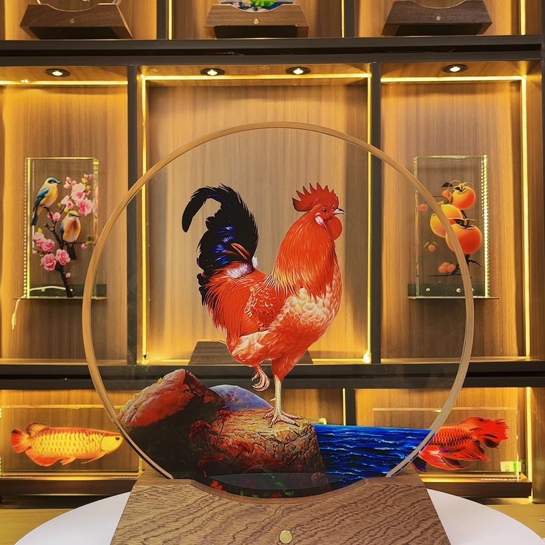 【闪购商品】人造水晶大红公鸡30/30/4带底座