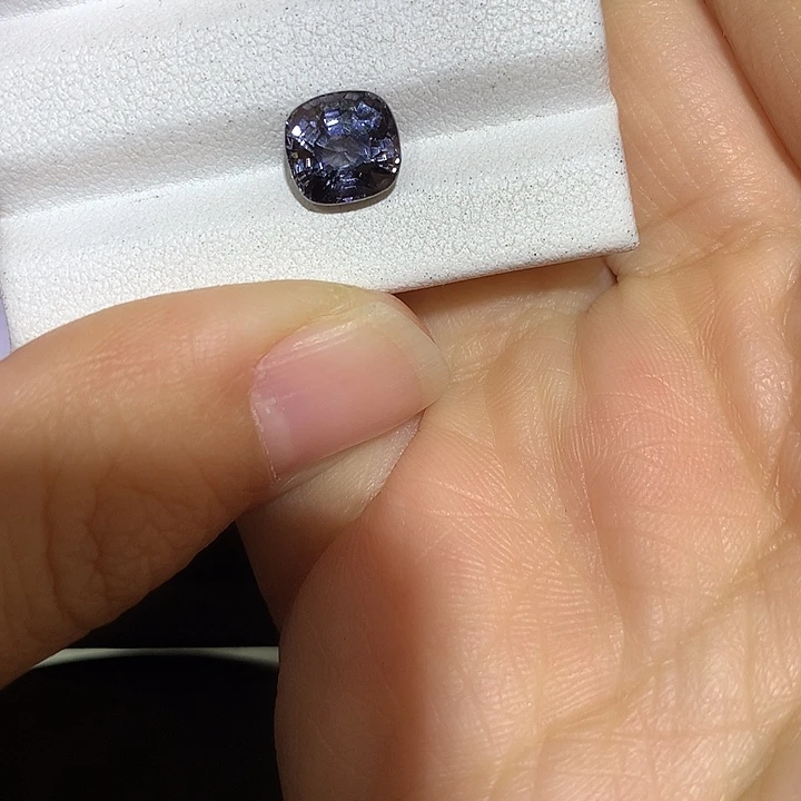 尖晶石裸石2.32ct黑武士