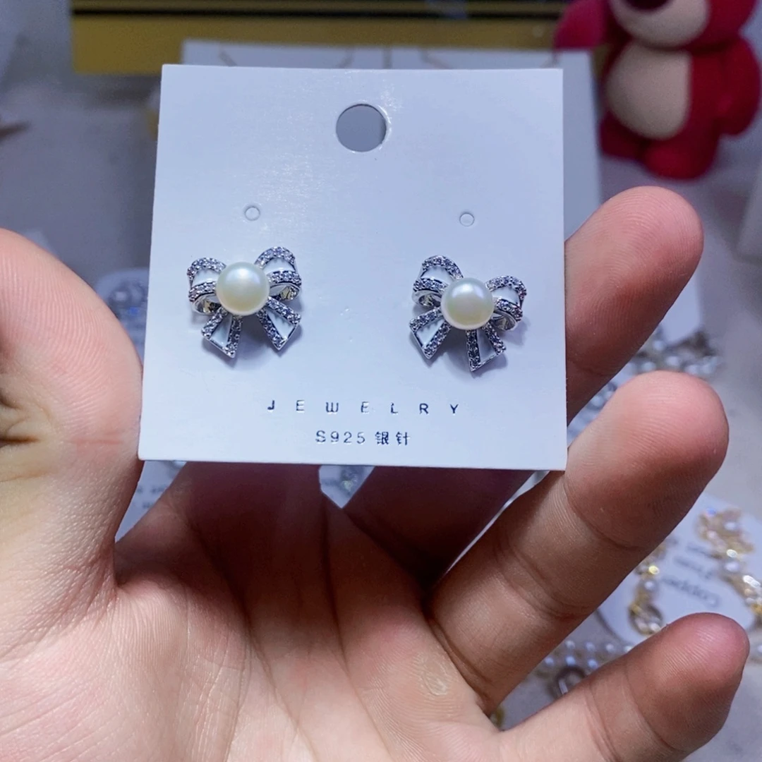 未镶嵌淡水珍珠耳饰