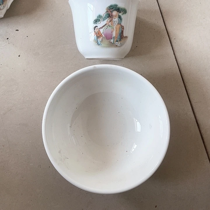 瓷片用****5杯三个，12.5碗两个