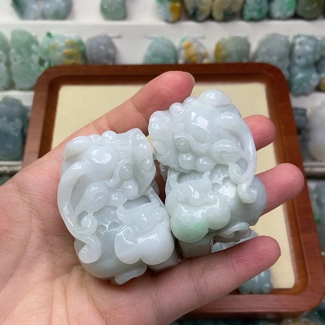 用***6翡翠未镶嵌吊坠(赠链)