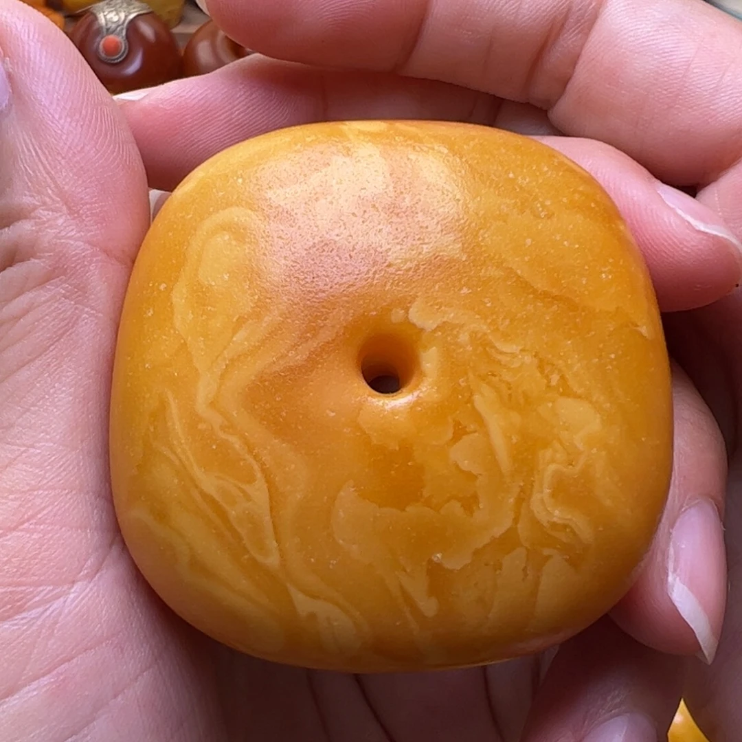 裸石蜜蜡未镶嵌扣子