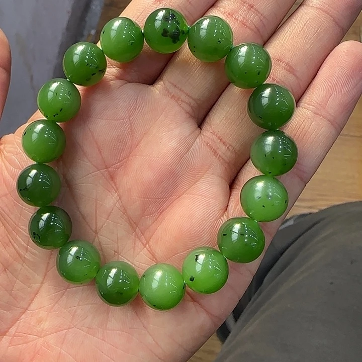 和田玉（碧玉）颈饰未镶嵌