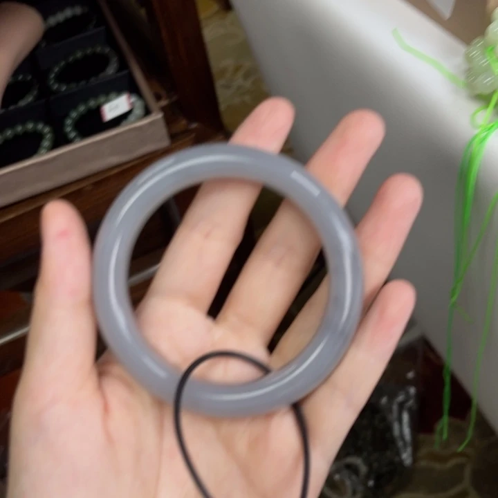 和田玉未镶嵌手镯55