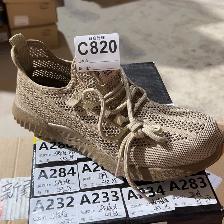 编码820号。41码微瑕防砸防刺劳保鞋