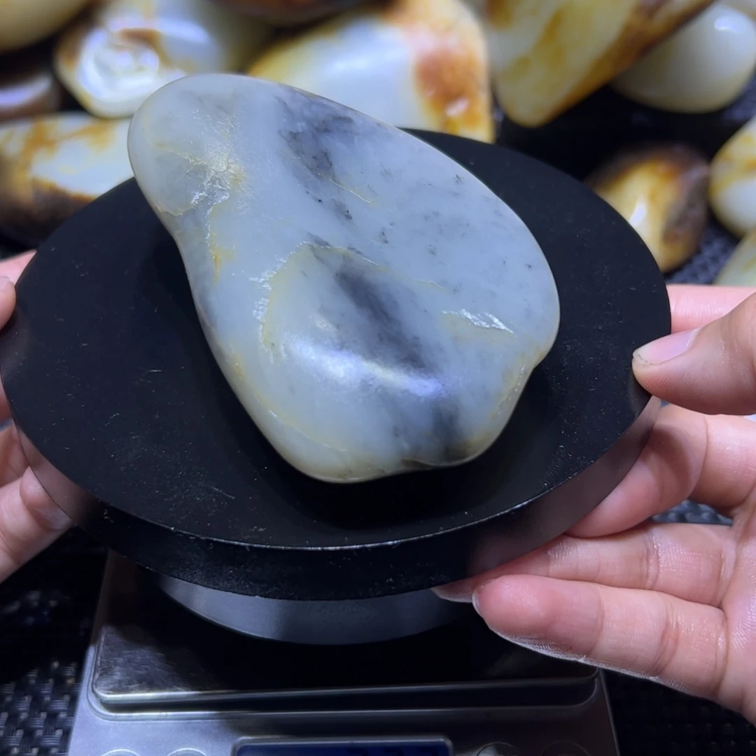 和田玉（子料）未镶嵌吊坠(不含链)264克