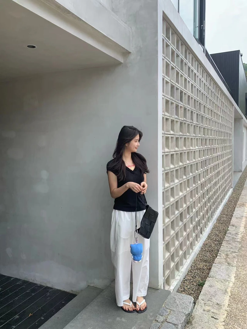 温柔瑶-Ersan#高级感洋气木耳边V领短袖T#61378