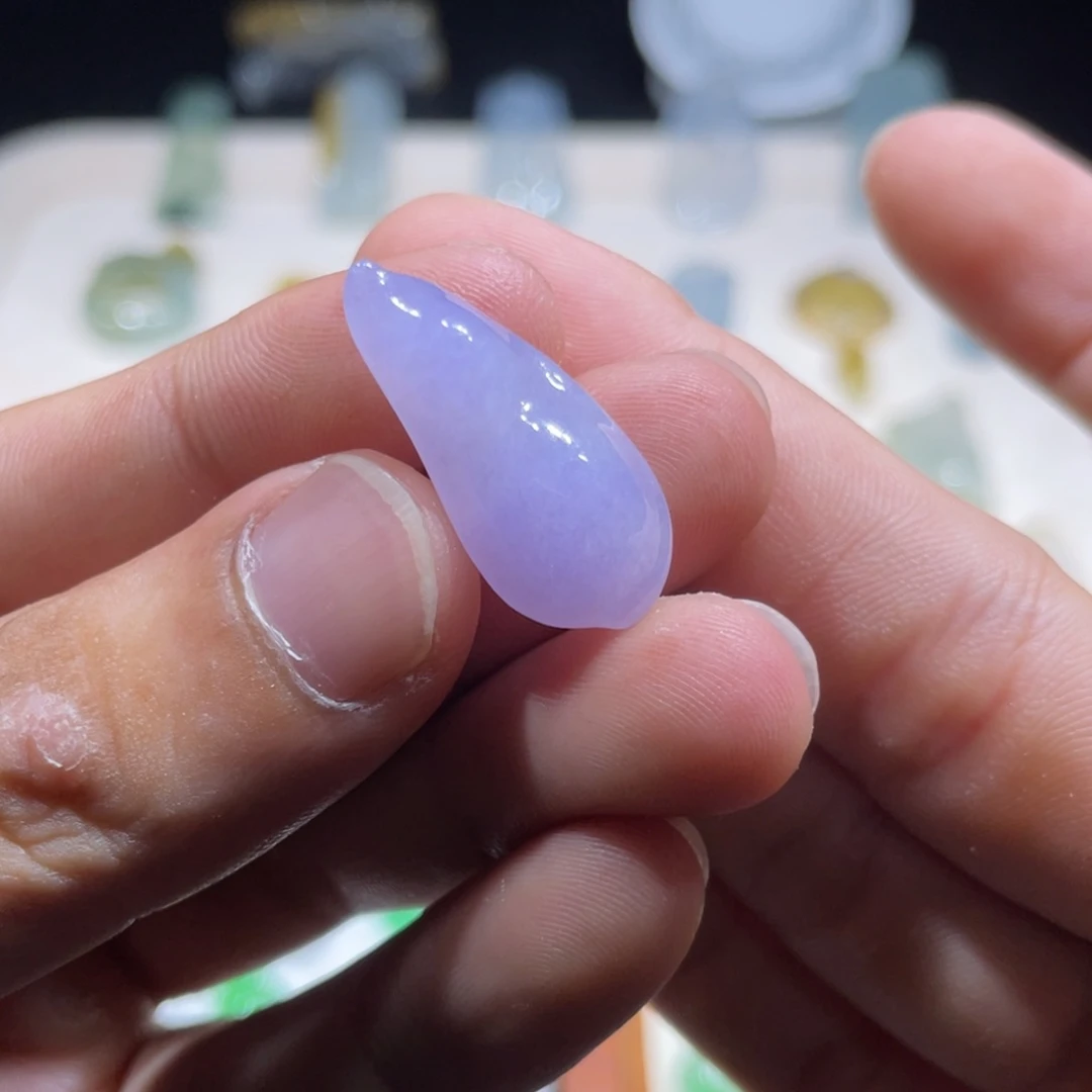 颈饰未镶嵌翡翠豆子