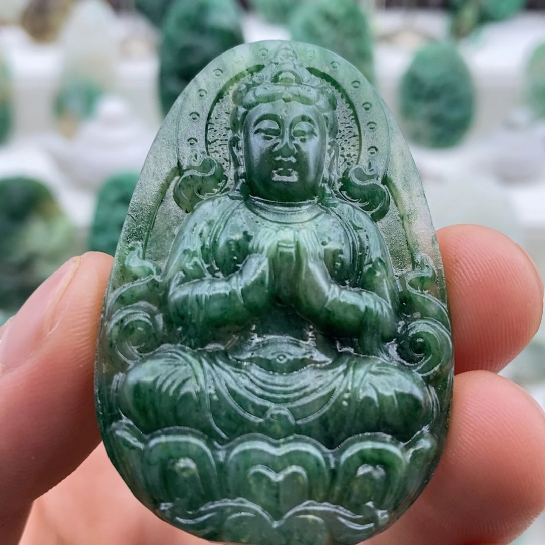 独山玉未镶嵌颈饰