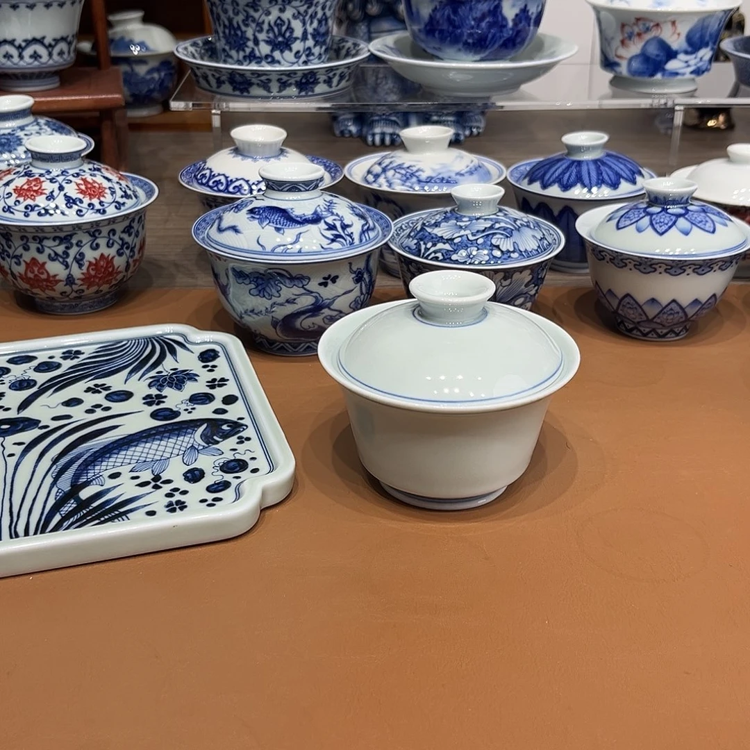抗***住青花瓷器素胎马蹄