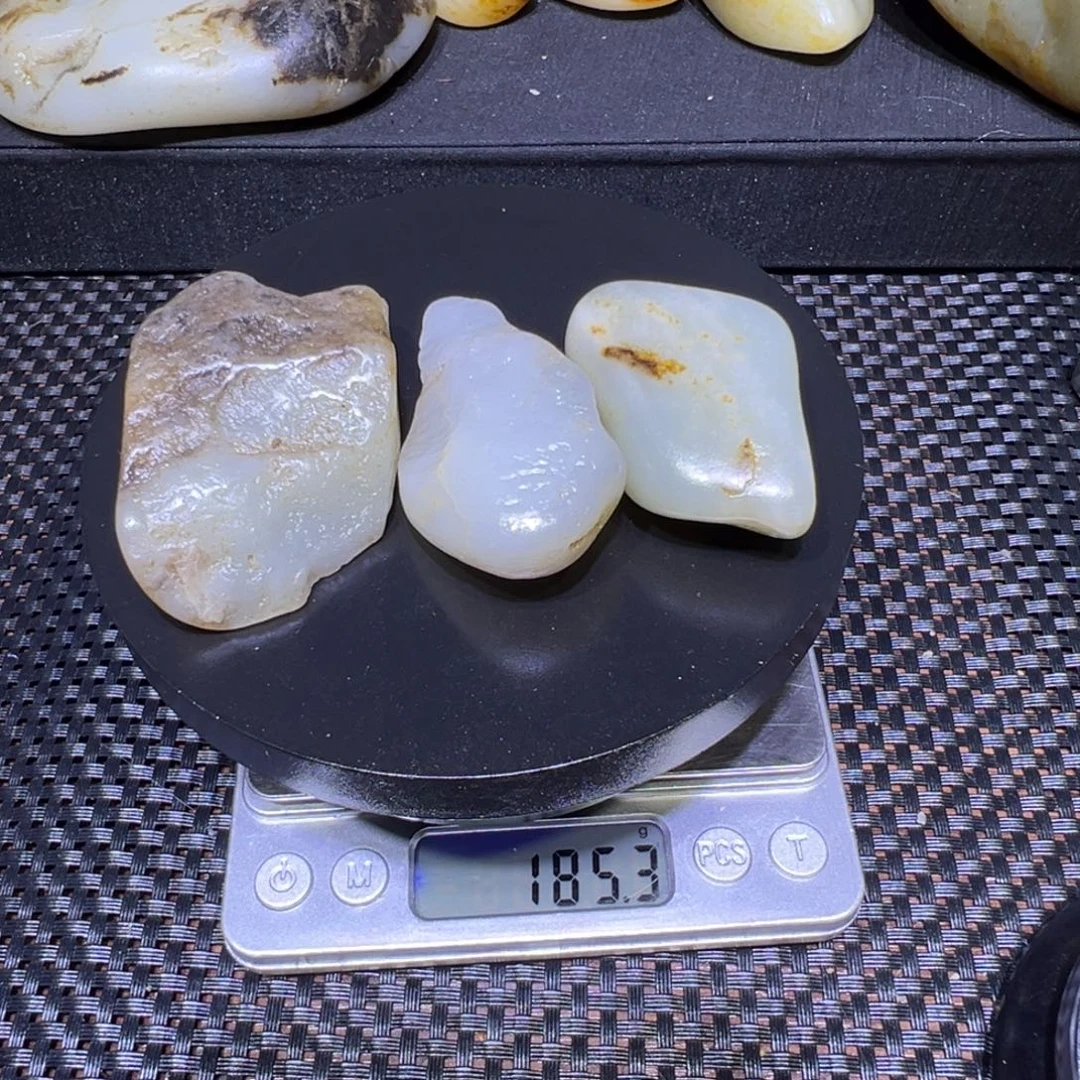 和田玉（子料）未镶嵌吊坠(不含链)185