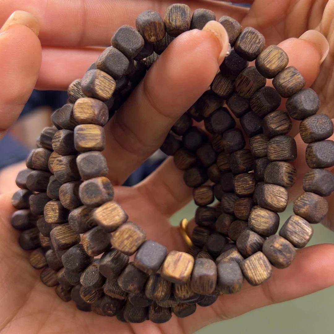 沉香沉香碎屑沉香文创-海南流油王板头多样性发一