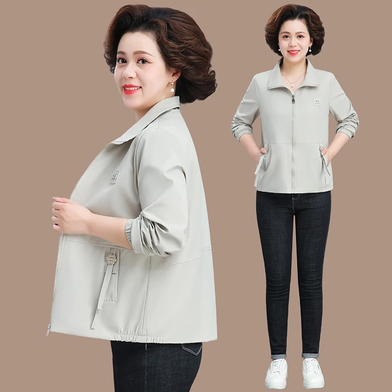 50多岁妈妈秋装外套洋气短款夹克上衣2025新款中老年女装春秋风衣
