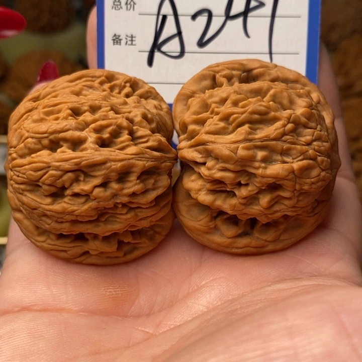 养***多桃核吊坠全品粗筋虎