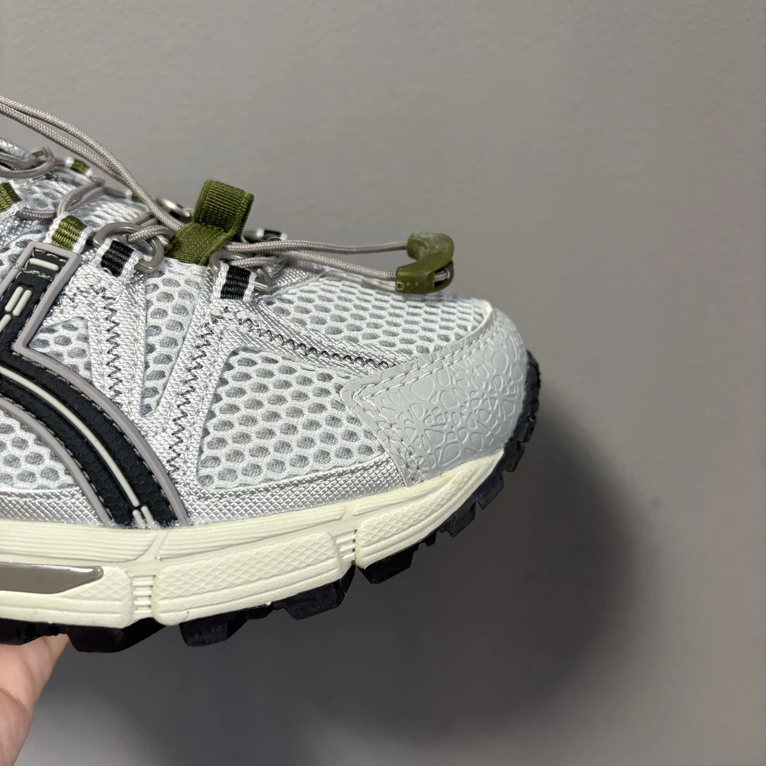 [8代】时尚休闲户外跑鞋耐磨透气旅游男女通勤鞋