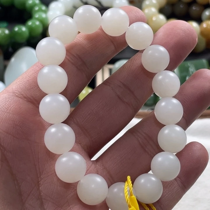 懒***生和田玉未镶嵌手串新疆黑山卡12