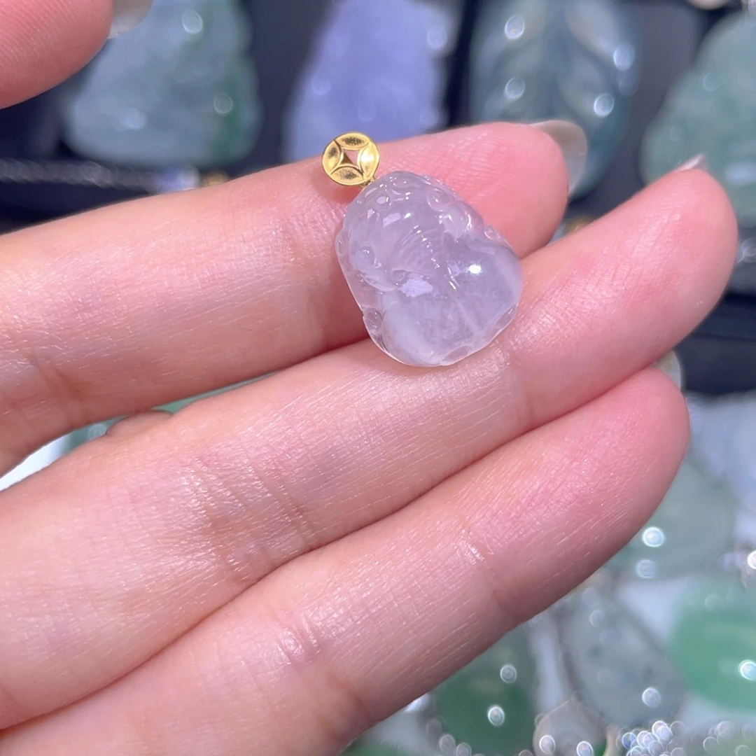 颈饰18K金镶嵌翡翠翡翠