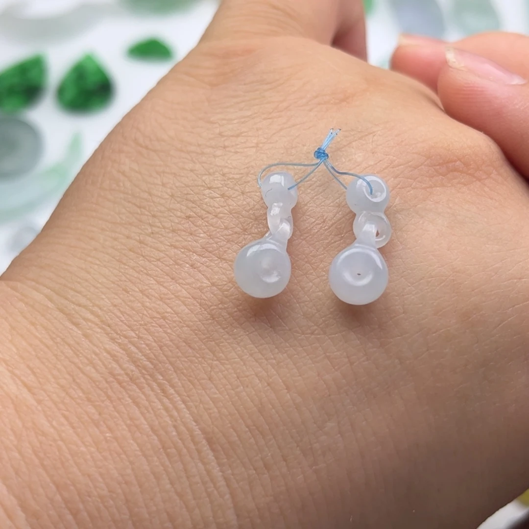 定制翡翠未镶嵌环环相扣耳饰