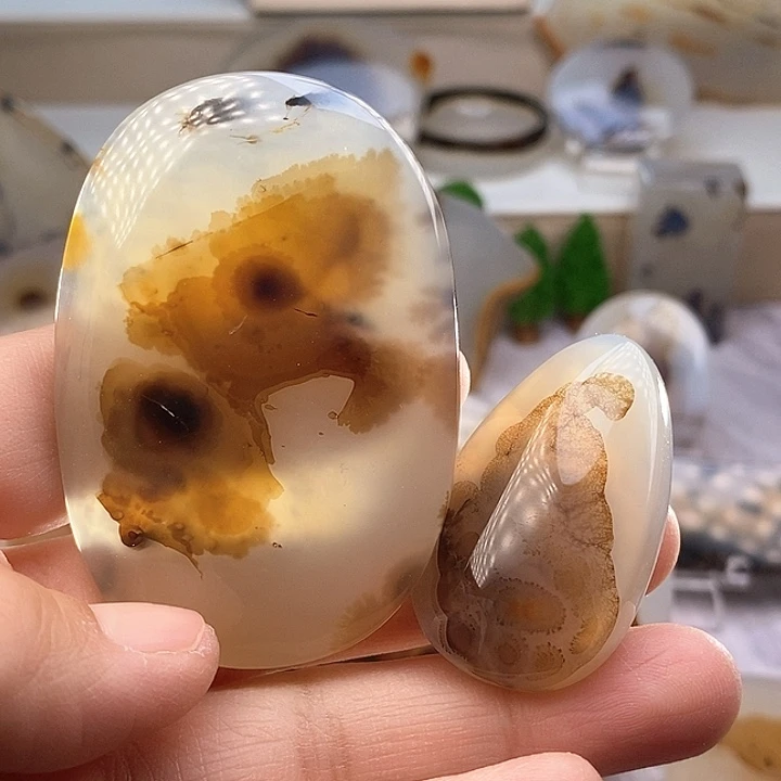 玛瑙/玉髓颈饰未镶嵌穿**空