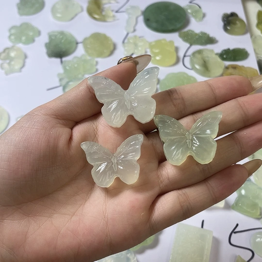 合金蛇纹石玉颈饰赵****⁾