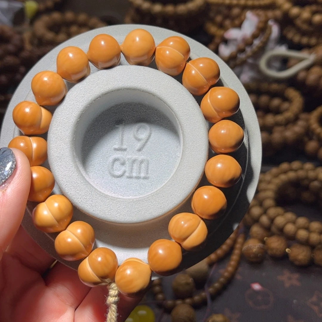 猴头核桃吊坠15+聚宝盆料光面手工屁桃全品无瑕无药