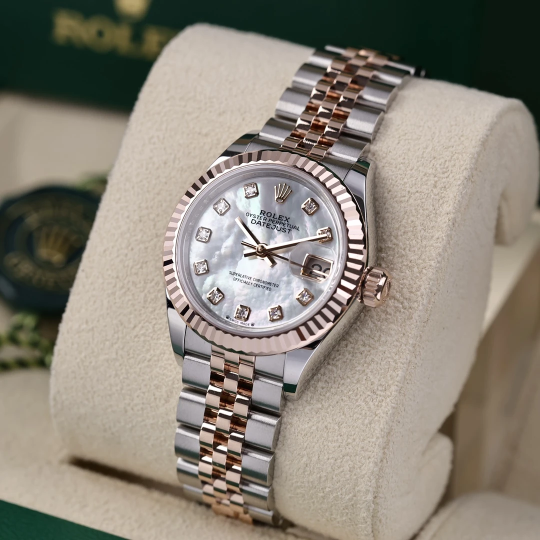 99新 Rolex/劳力士 279171日志 玫瑰金白贝母钻刻 2025年3月保卡