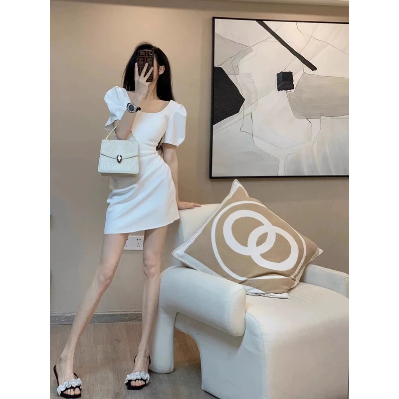 法式纯色轻熟风裙子修身百搭2025早春收腰高级感气质潮流小白裙苏