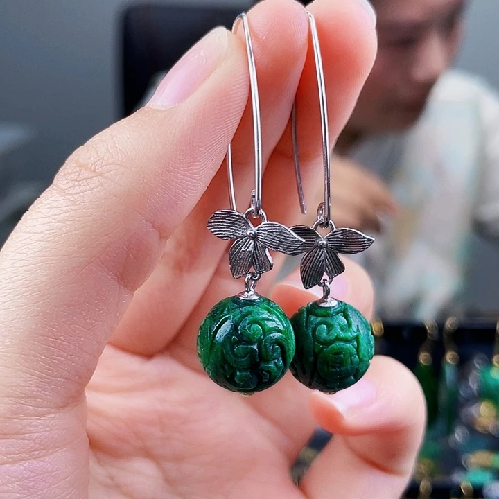 翡翠耳饰银S925镶嵌饰品