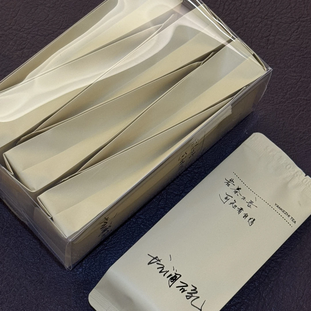 岩可知yankezhi 坑涧石乳