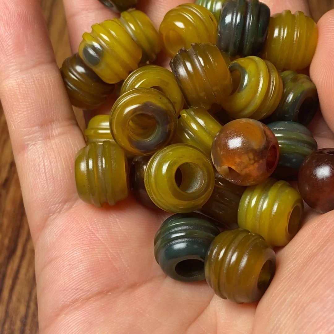 辉***子玛瑙/玉髓珠子未镶嵌