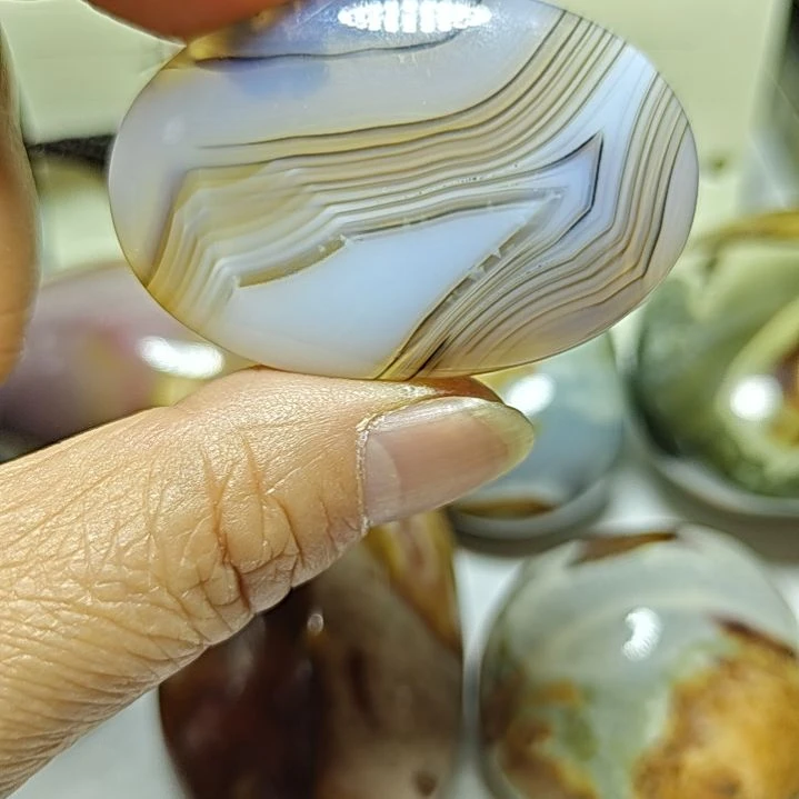 玛瑙/玉髓未镶嵌珠宝奇石