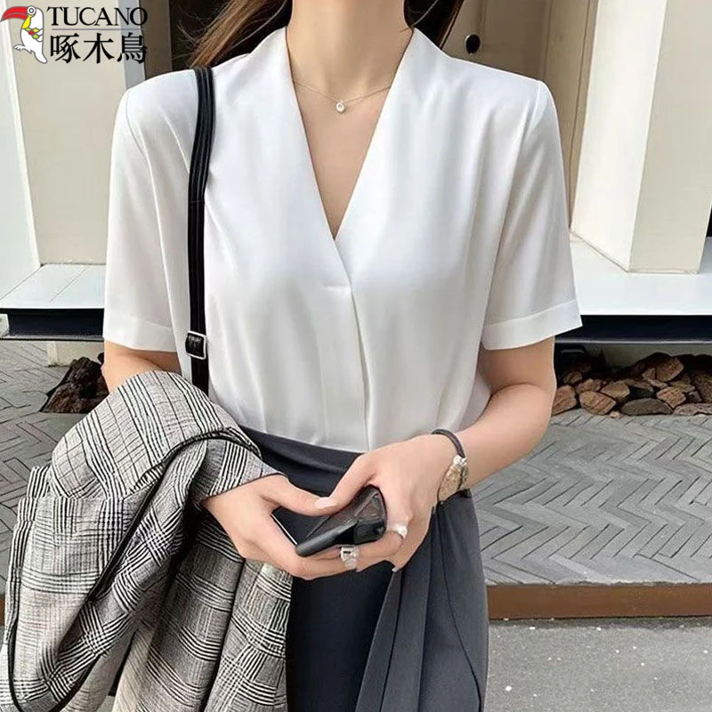 TUCANO/啄木鳥白色V领衬衫短袖女夏季新款高级感气质法式通勤上衣