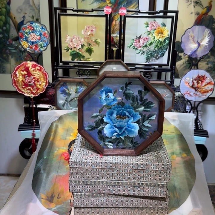 刺绣刺绣工艺精湛