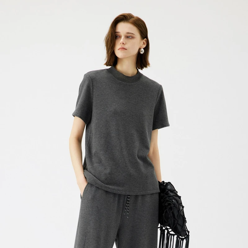 尤缇25秋极简腔调高智感圆领短袖T恤上衣女