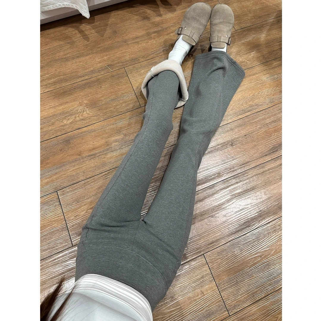 灰色加绒微喇叭裤女秋冬低腰修身显瘦紧身休闲瑜伽羊羔绒运动卫裤
