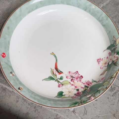 瓷其他8寸深窝盘一个