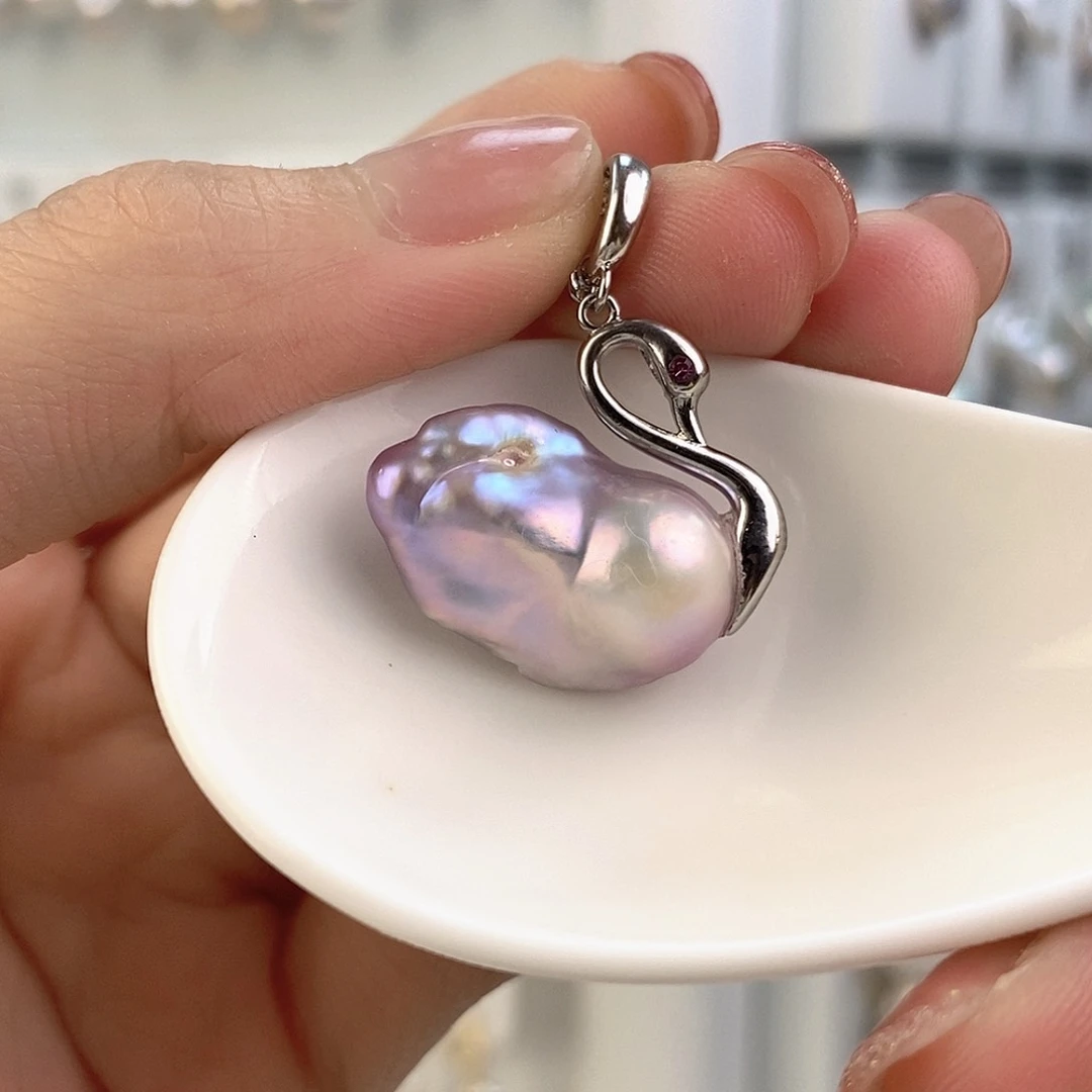 淡水珍珠颈饰合金