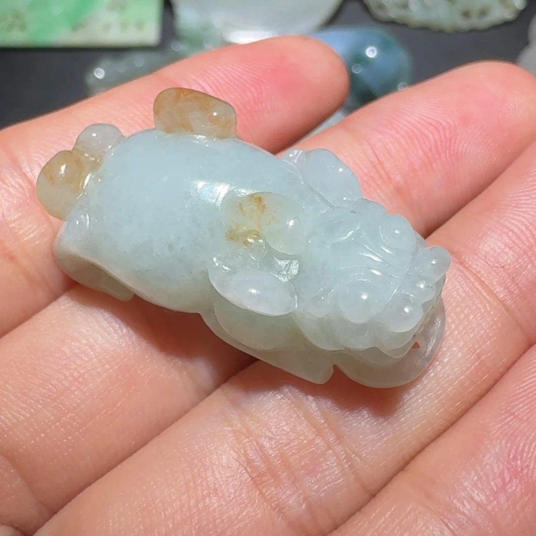 翡翠未镶嵌颈饰翡翠貔貅吊坠