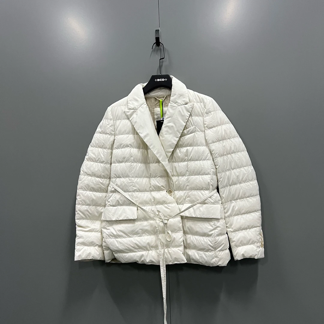 99新 maje zz8 BC白色翻领压纹羽绒服 48码/602088