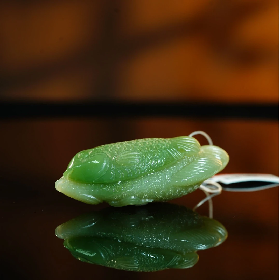 和田玉新疆翠青年年有余手把件 90.78g L251027067  A