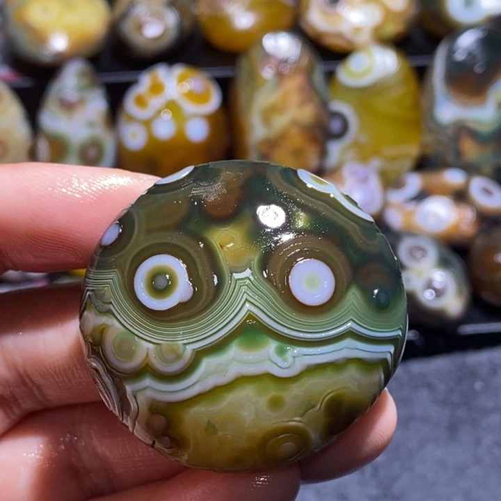 玛瑙/玉髓未镶嵌珠宝半成品11