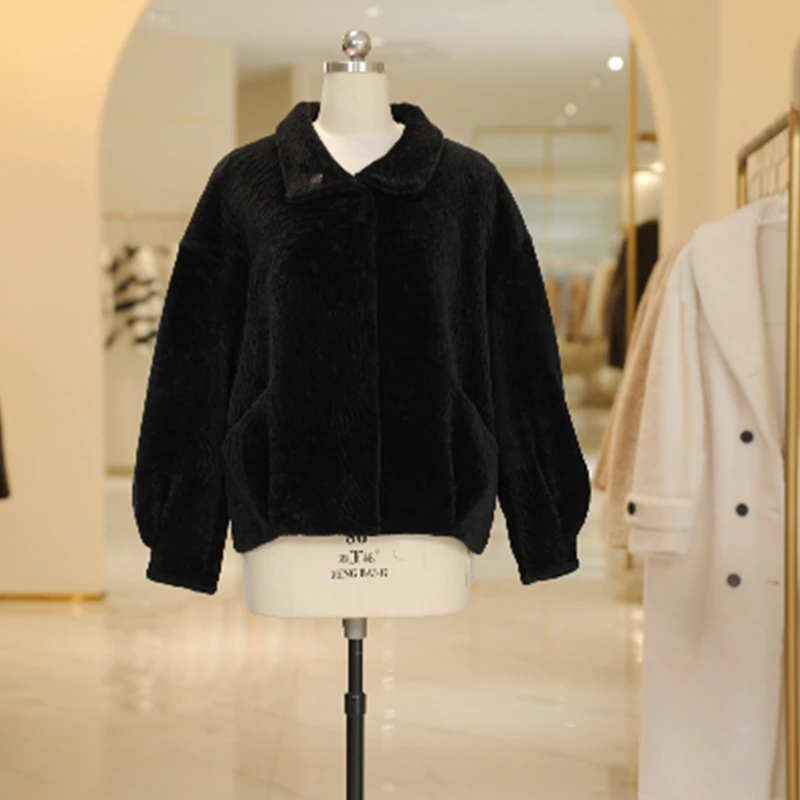 ALL FUR 西班牙进口拉贡皮毛一体短款翻领皮草PC25055