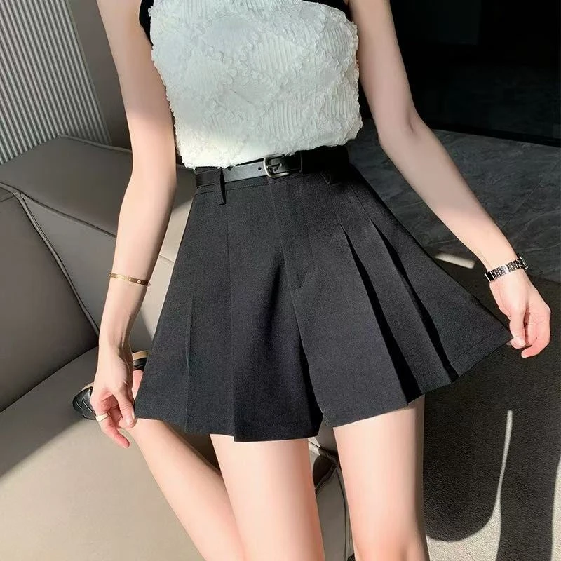 2025新款高腰百褶设计感西装春夏休闲短裤夏季百搭宽松显瘦短裤女