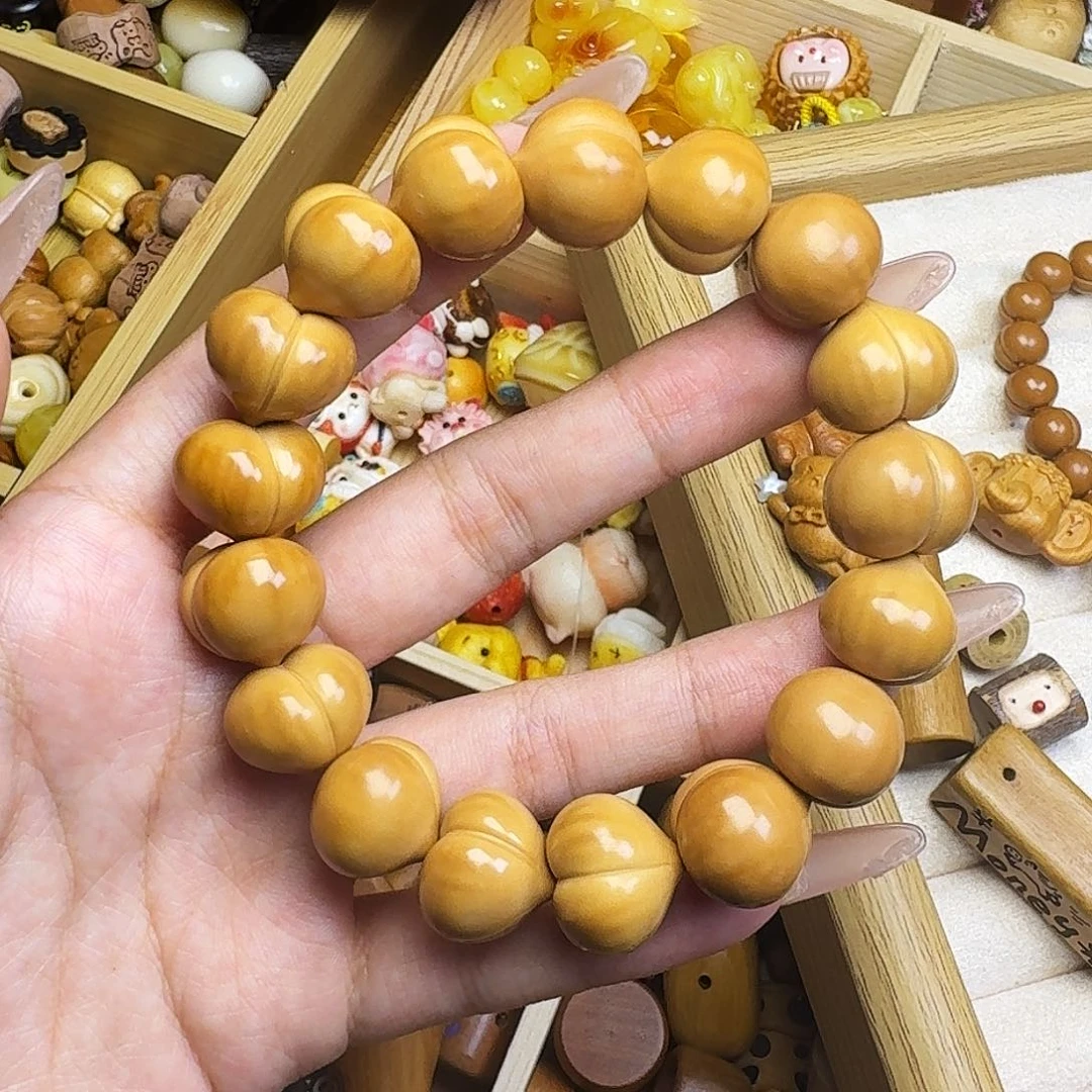 ****吊坠猴头核桃屁桃