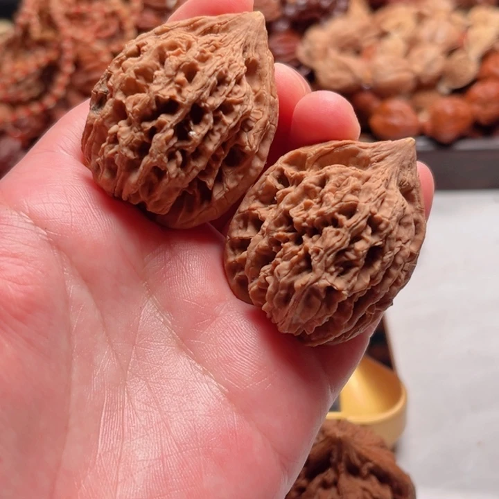 把件文玩核桃37尺寸龙梅谷九龙筋