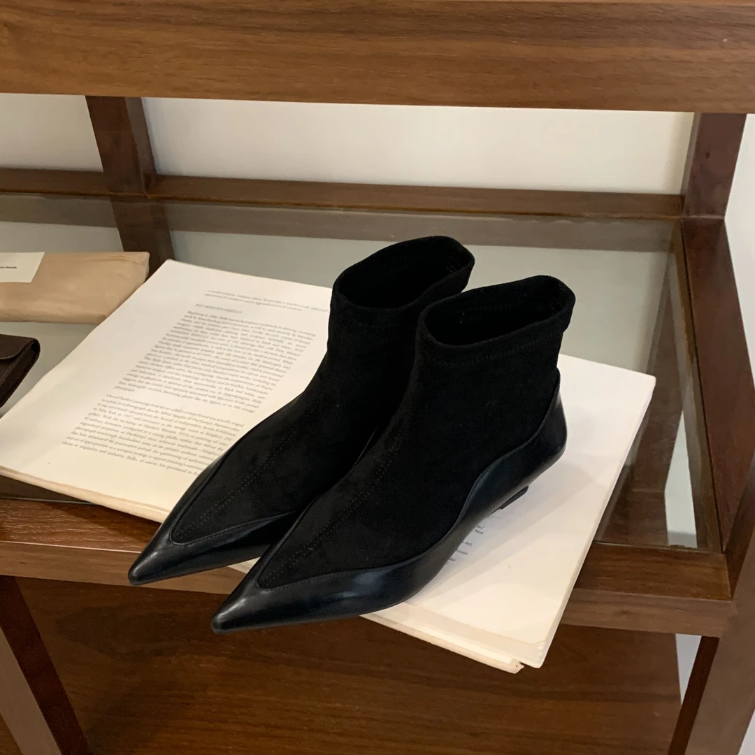 复古百搭！咖啡色尖头拼接短靴女秋了平跟时尚潮流网红弹力瘦瘦靴